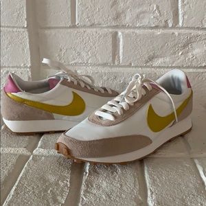 Nike Daybreak